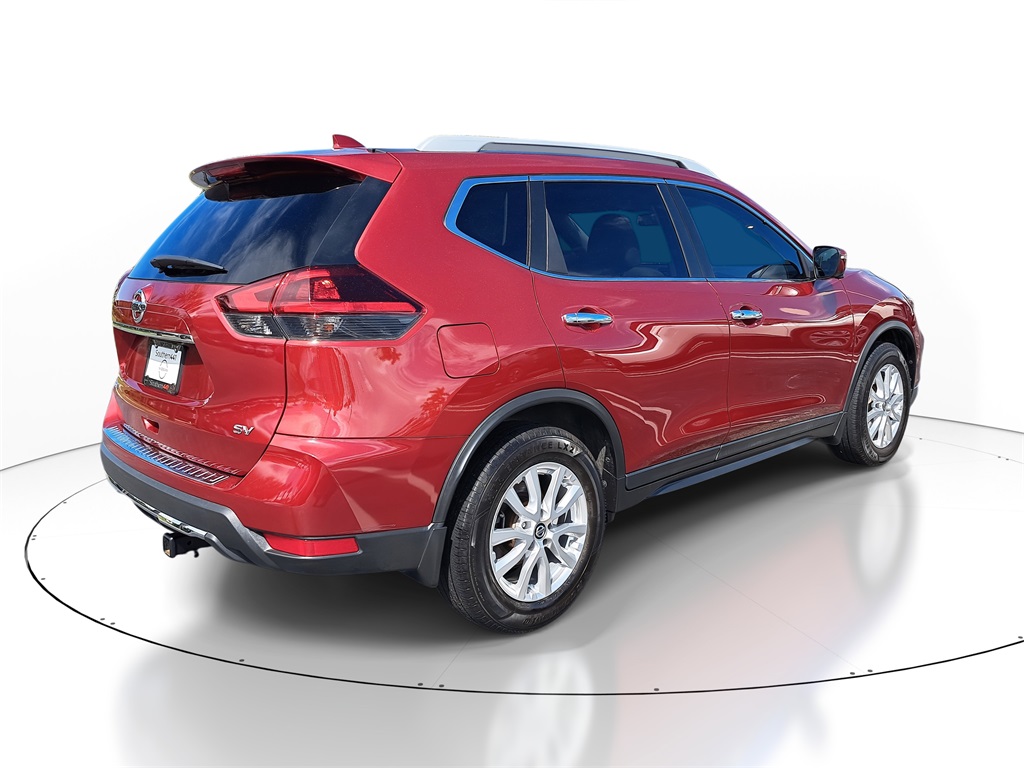 2018 Nissan Rogue SV photo 6