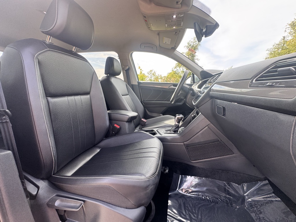 2024 Volkswagen Tiguan SE Wolfsburg Edition photo 28