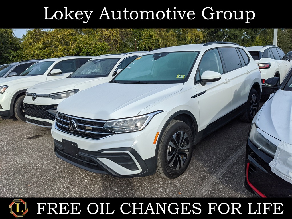 2024 Volkswagen Tiguan S's photo