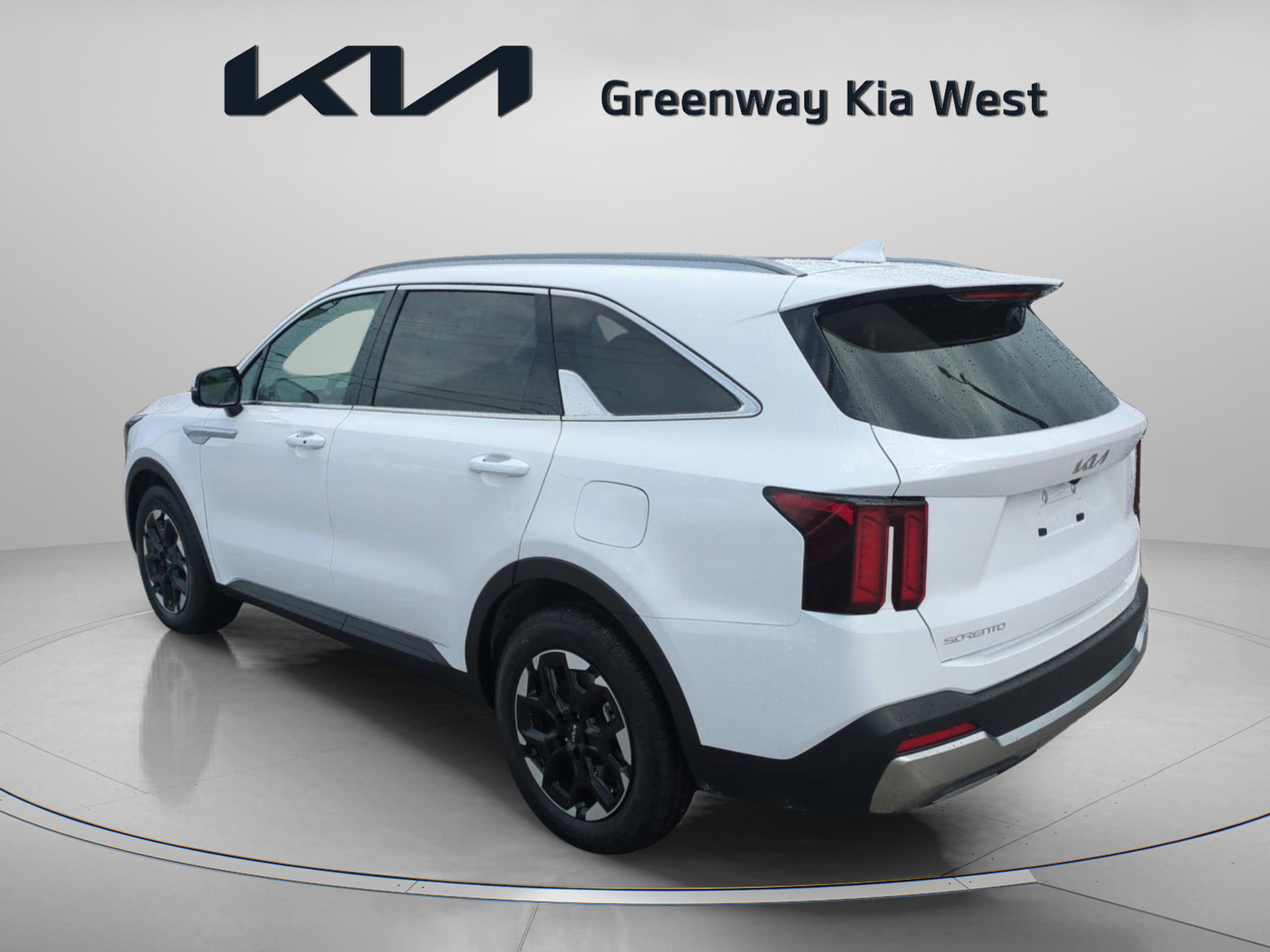 2026 Kia Sorento S photo 4
