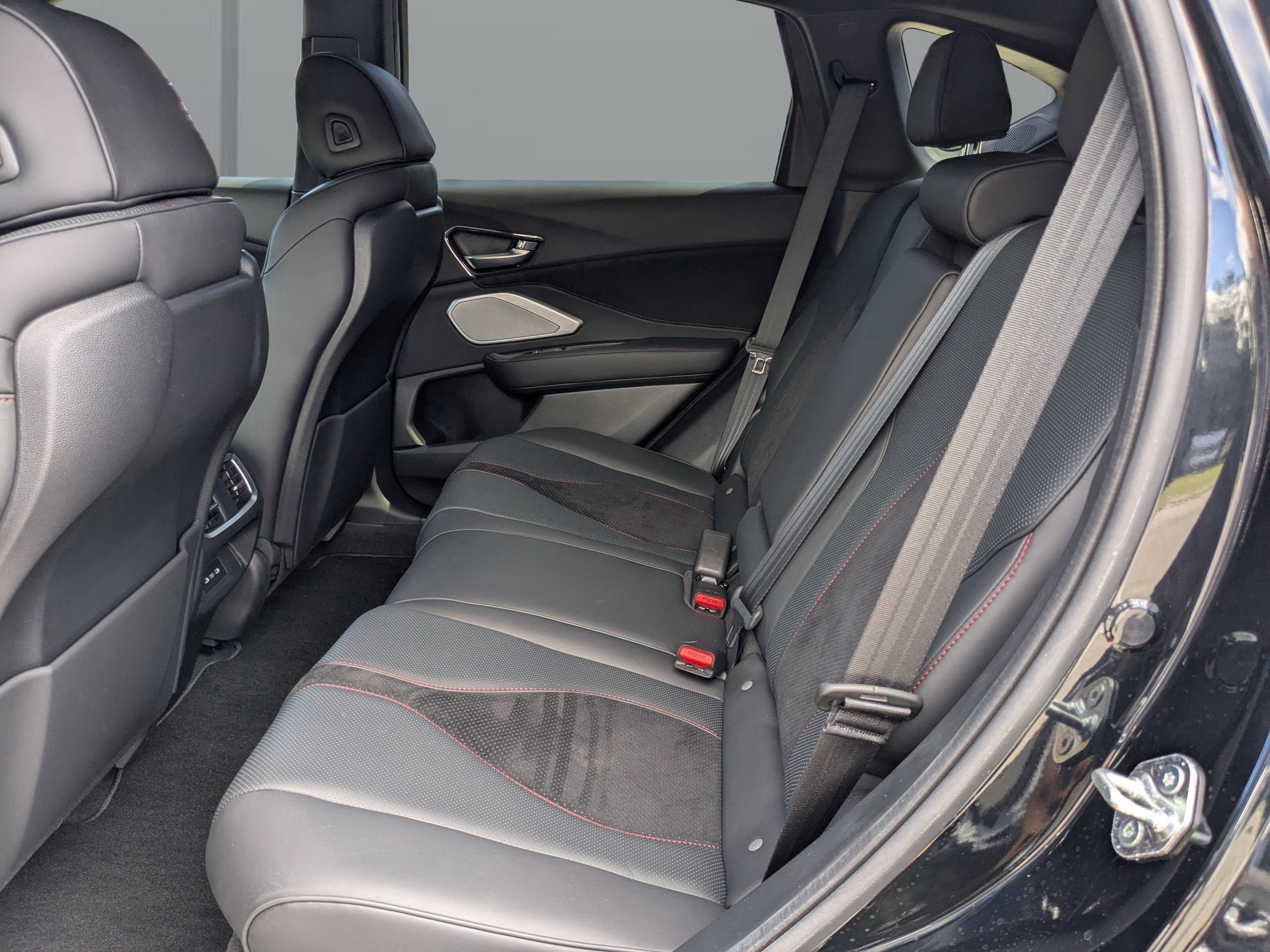 2025 Acura RDX A-Spec photo 13