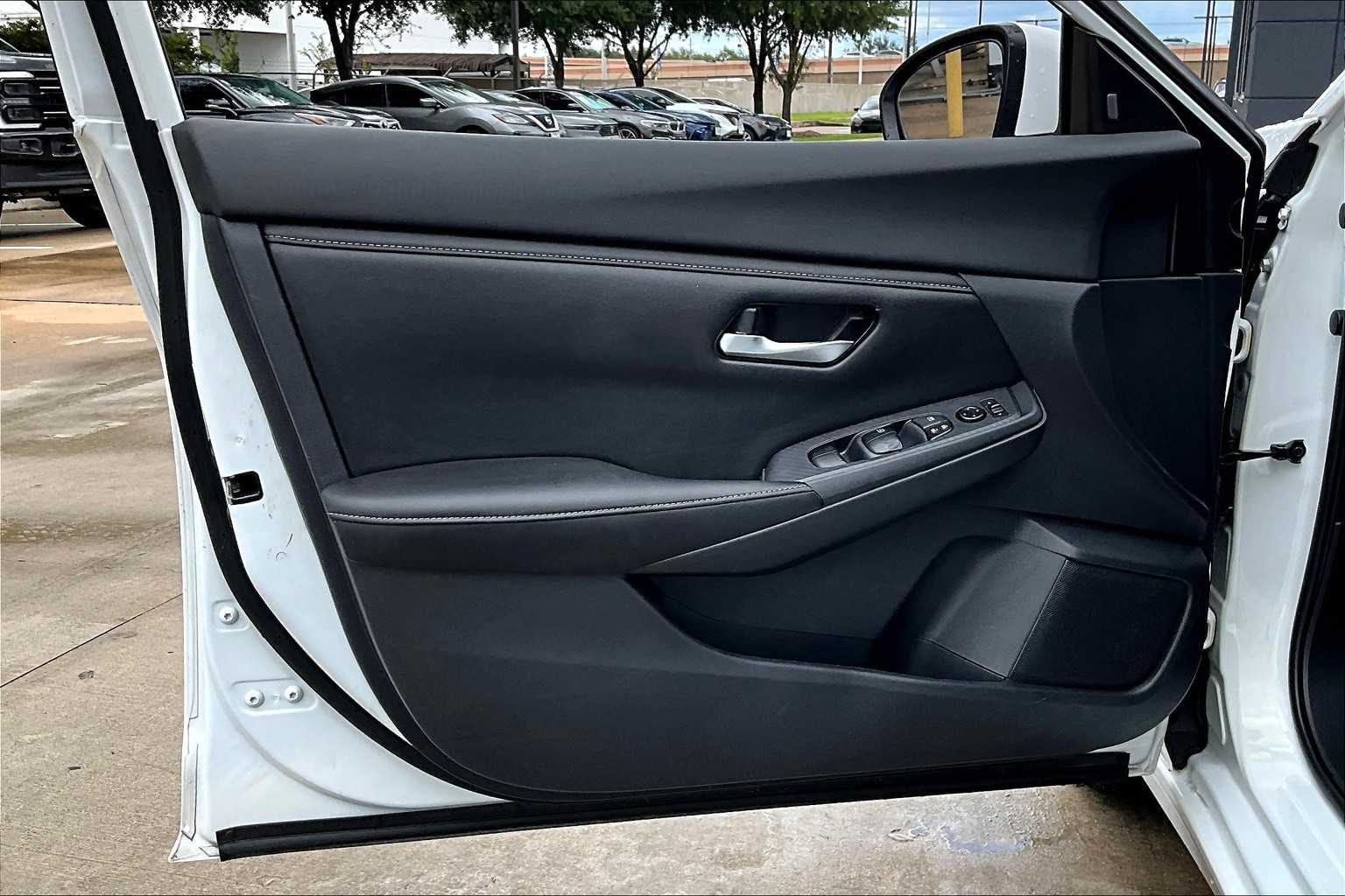 2022 Nissan Sentra SV photo 20