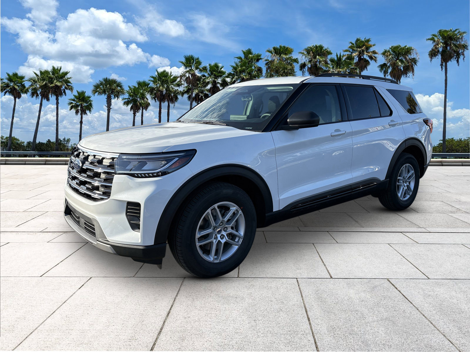 2026 Ford Explorer photo 3