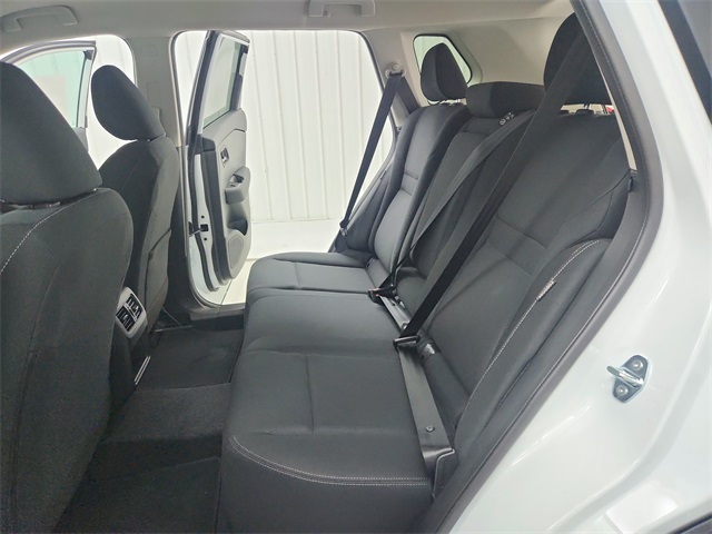 2025 Nissan Rogue S photo 29