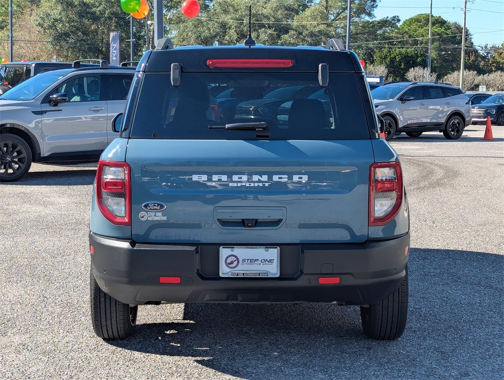 2022 Ford Bronco Sport Outer Banks photo 4