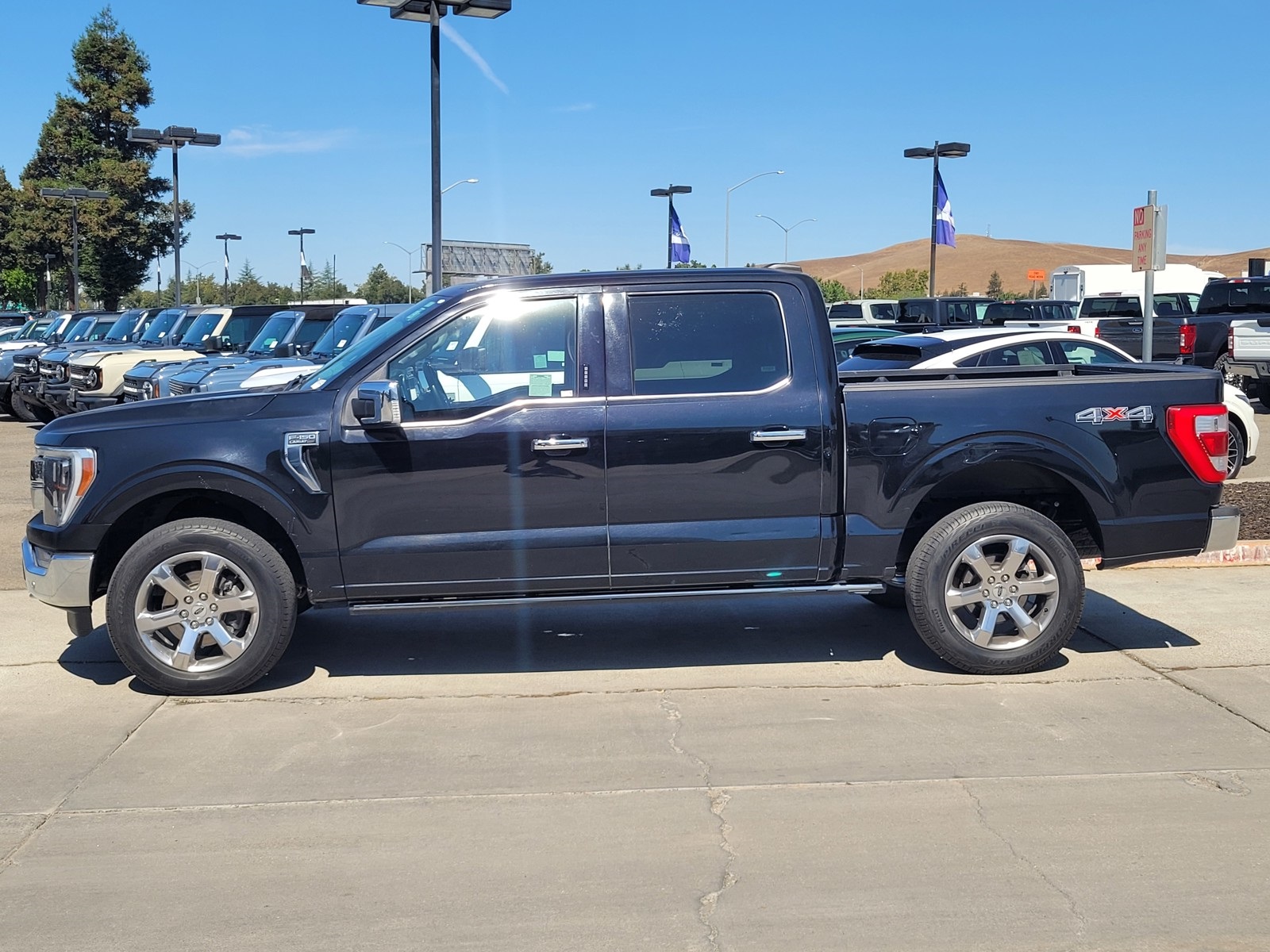 2023 Ford F-150 Lariat photo 6