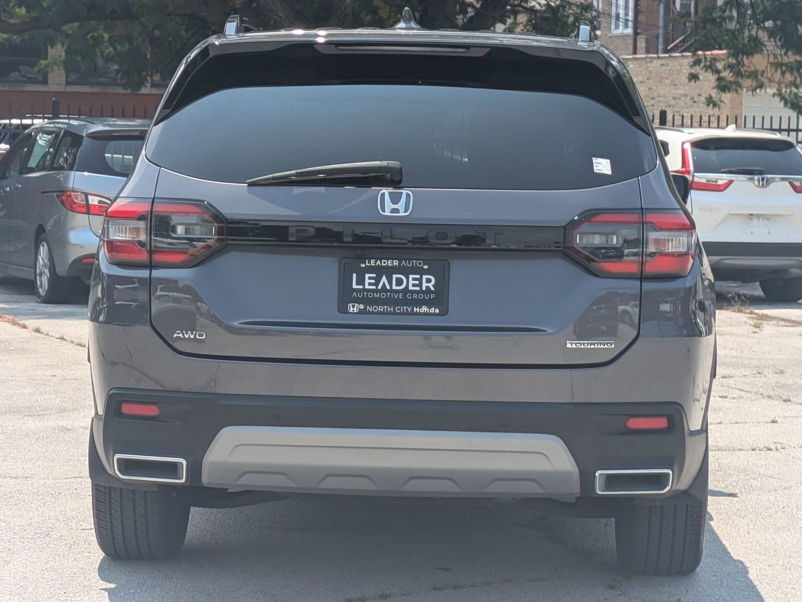 2023 Honda Pilot Touring photo 5