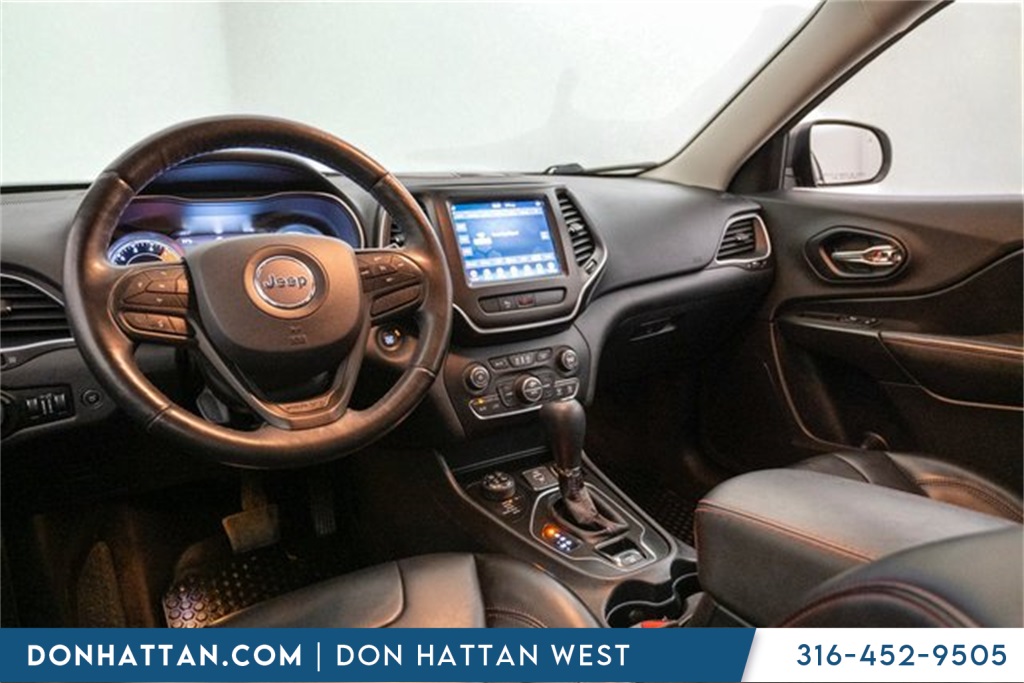 2019 Jeep Cherokee Trailhawk photo 23