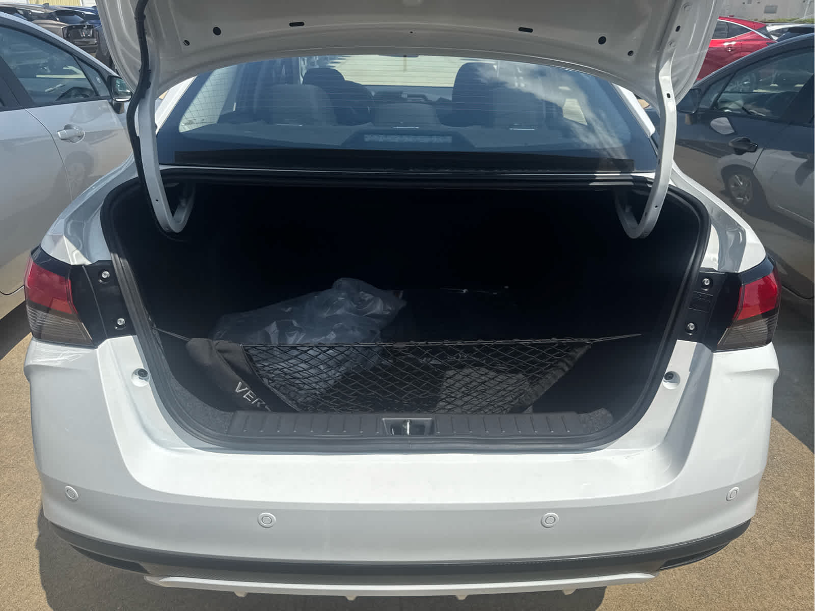 2025 Nissan Versa S photo 10
