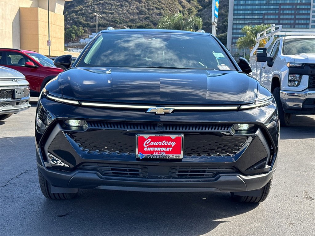 2026 Chevrolet Equinox EV 1LT photo 4