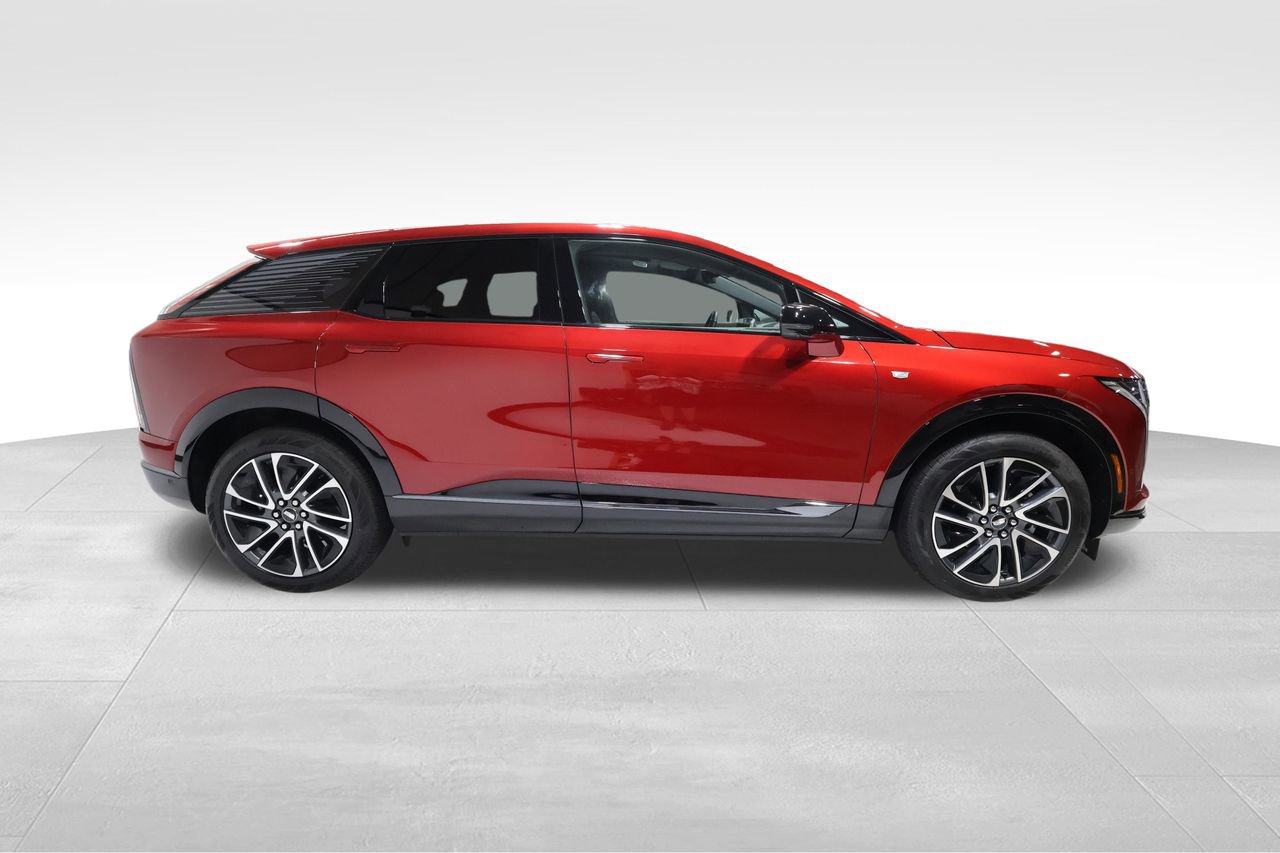 2025 Cadillac Optiq Sport photo 5