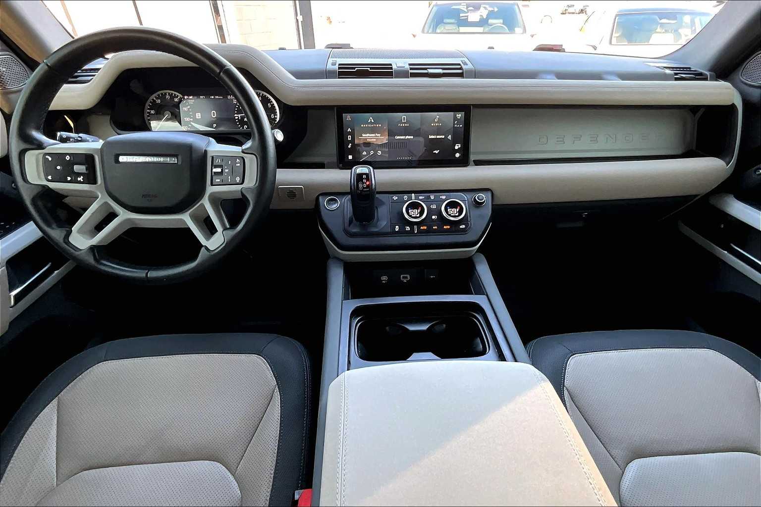 2023 Land Rover Defender X-Dynamic SE photo 27