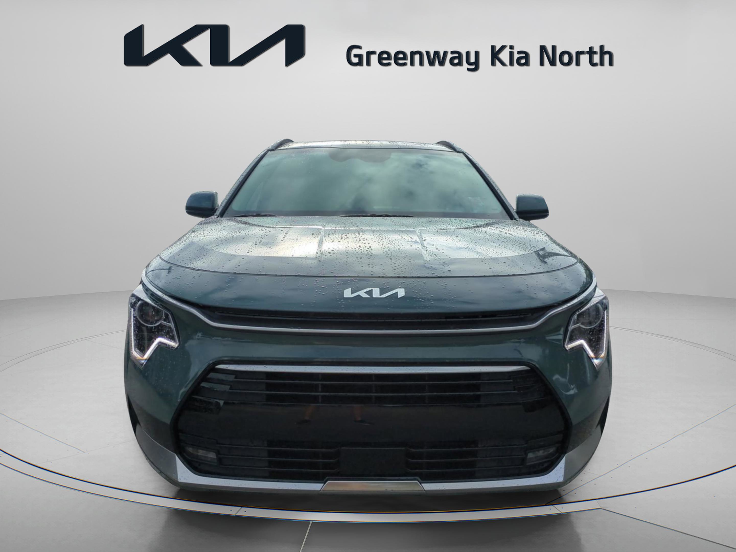 2025 Kia Niro EX Touring photo 2