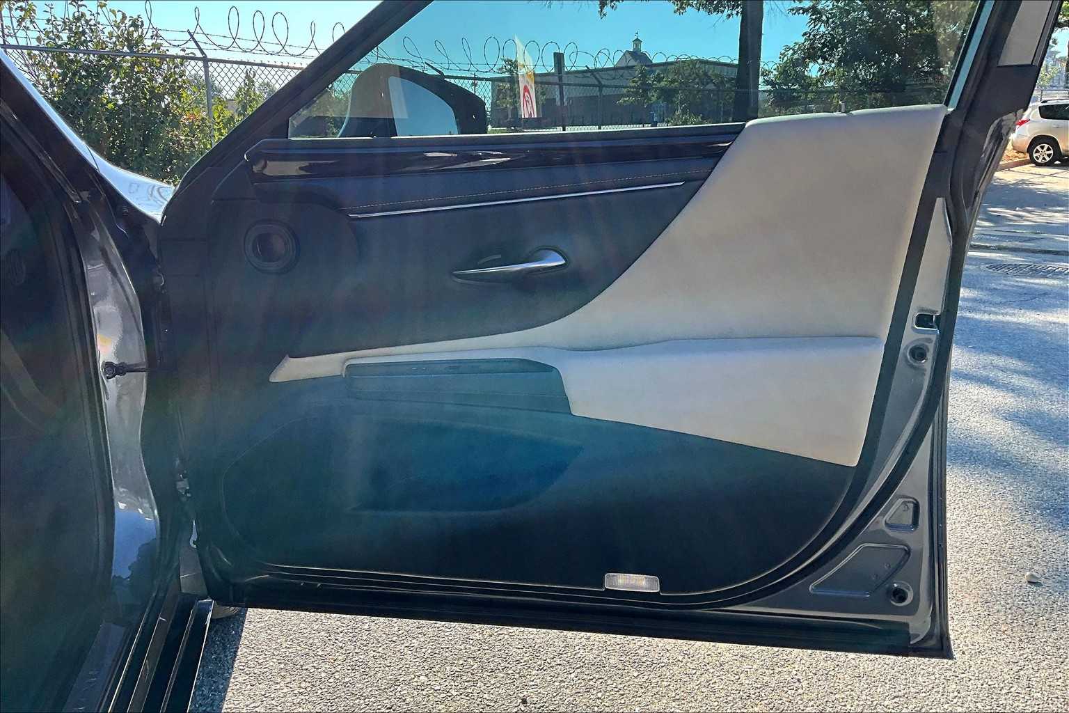 2019 Lexus ES Luxury photo 21