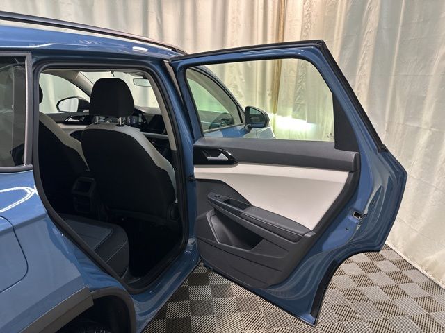 2025 Volkswagen Taos S photo 27