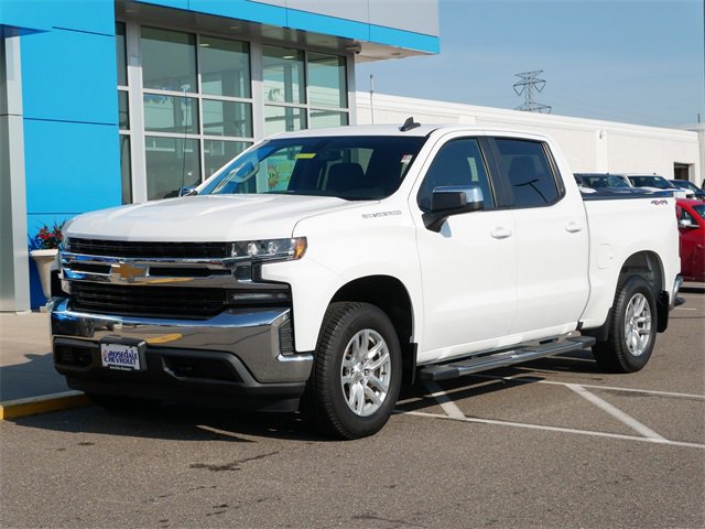 Used 2020 Chevrolet Silverado 1500 LT with VIN 3GCUYDED5LG286912 for sale in Roseville, Minnesota