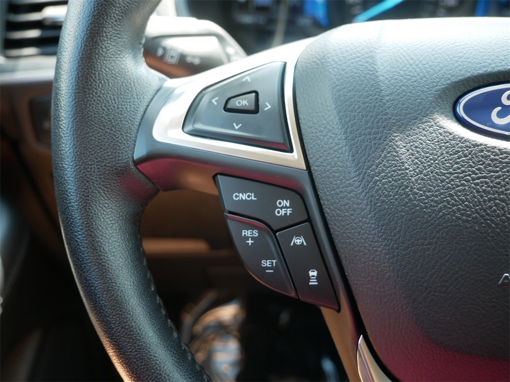 2023 Ford Edge SEL photo 24