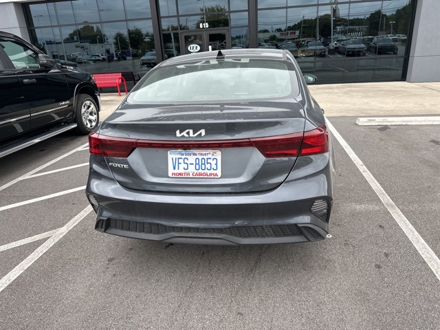 2023 Kia Forte LXS photo 4