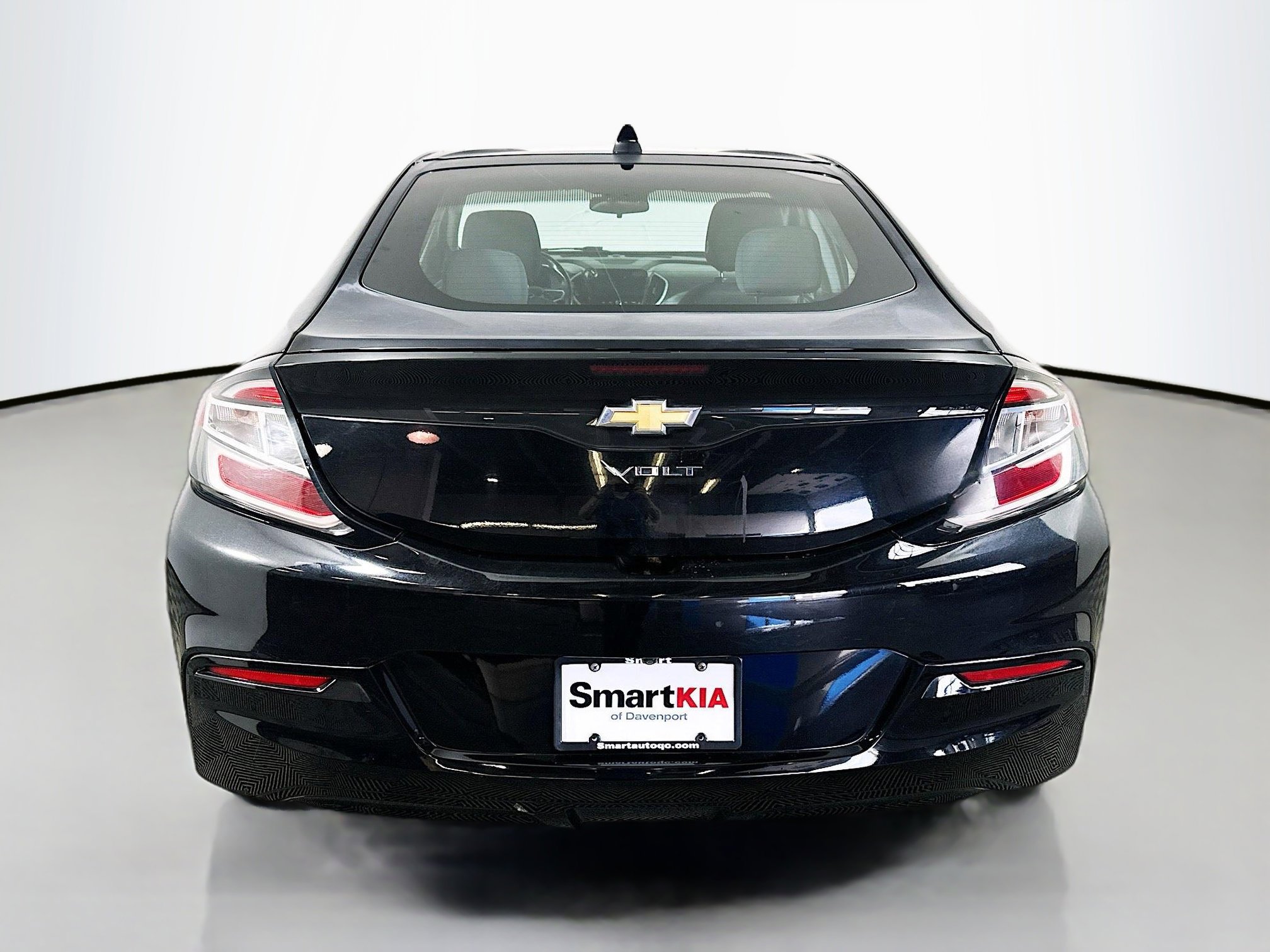 2017 Chevrolet Volt LT photo 6
