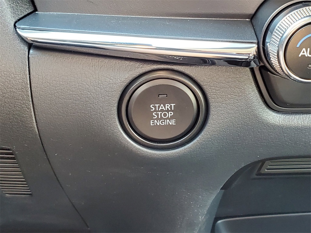 2025 Mazda CX-30 2.5 S Preferred photo 16