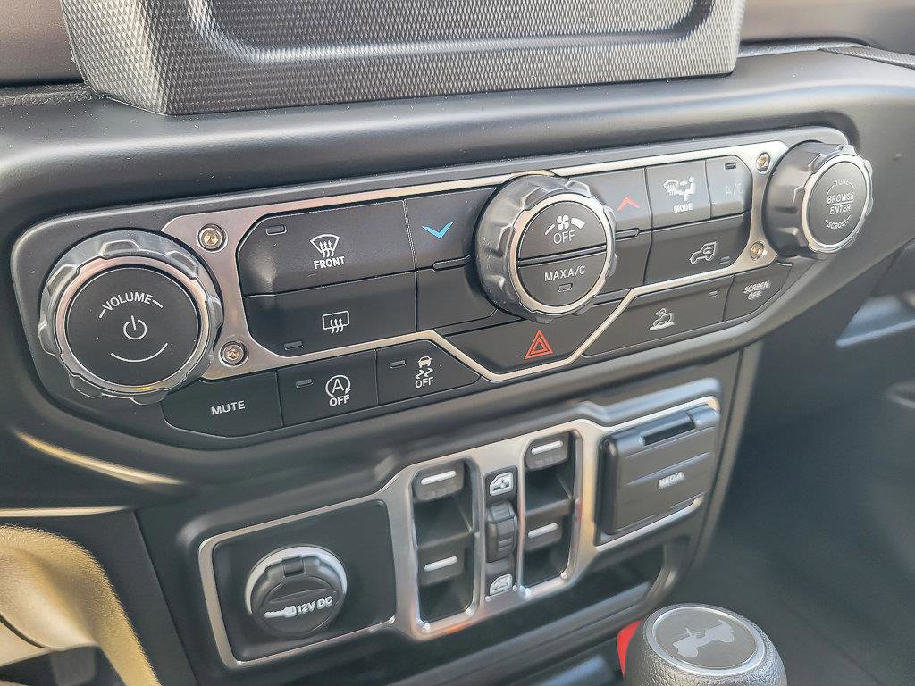 2022 JEEP WRANGLER - Image 17