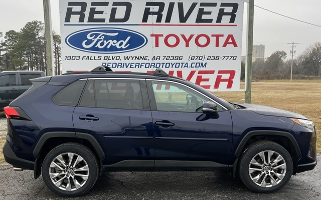 2023 Toyota RAV4 XLE Premium's photo