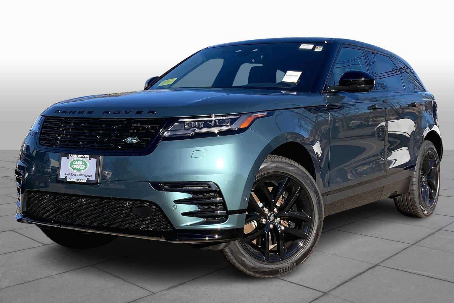 2026 Land Rover Range Rover Velar Dynamic SE's photo