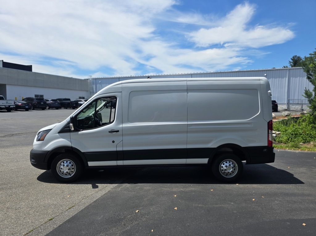 2025 Ford Transit photo 2