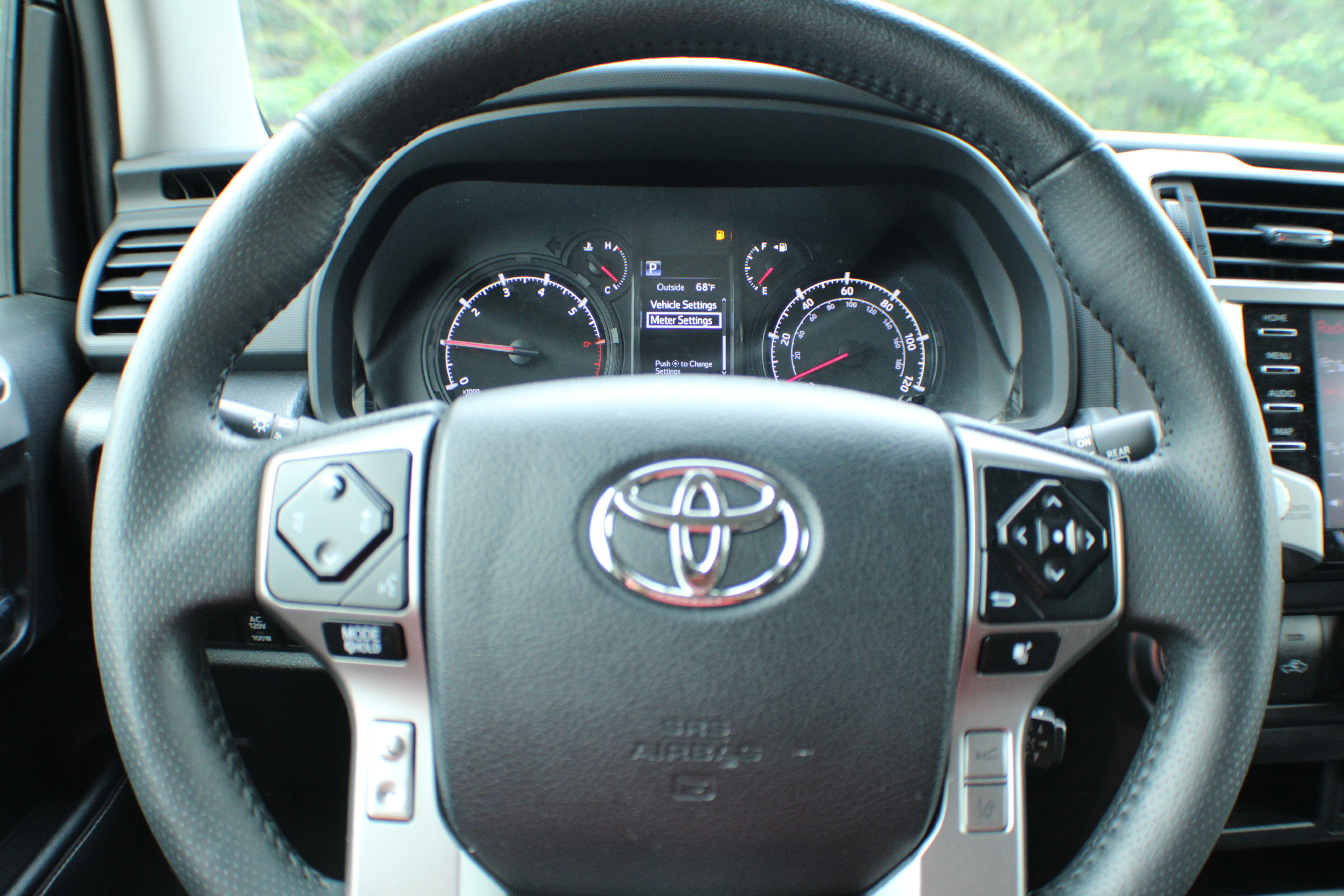 2024 Toyota 4Runner SR5 photo 6