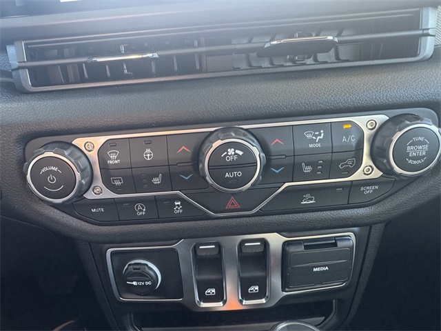 2025 Jeep Wrangler Sport S photo 26
