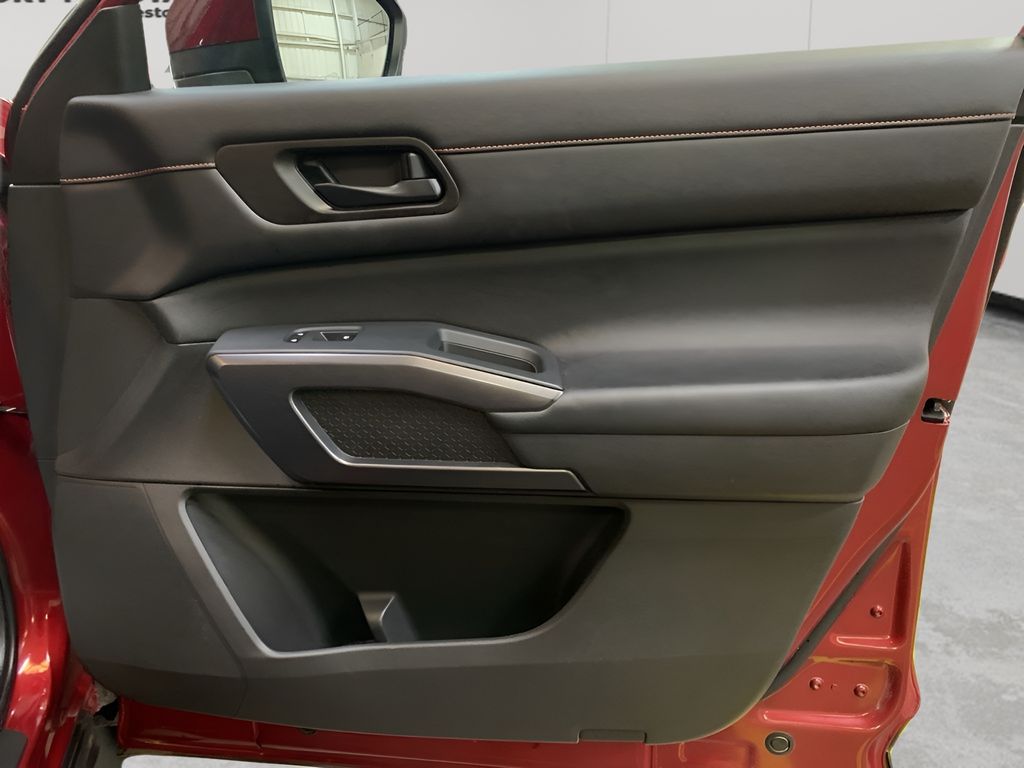 2023 Nissan Pathfinder Rock Creek photo 17