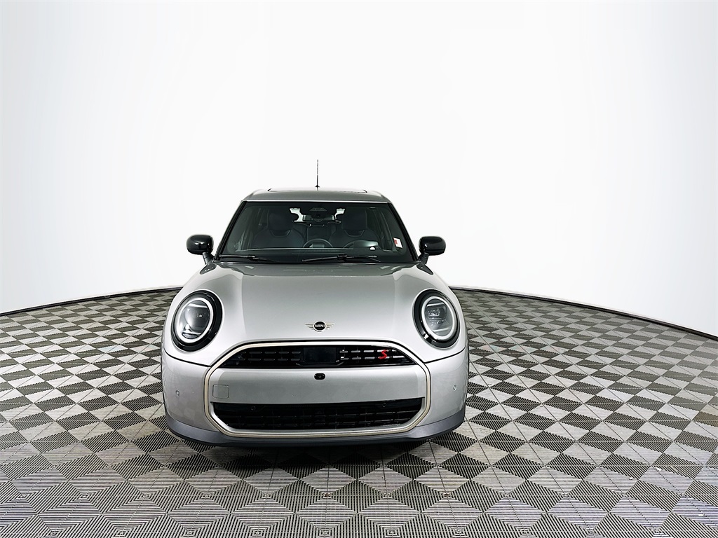 2025 Mini Cooper S Iconic photo 2