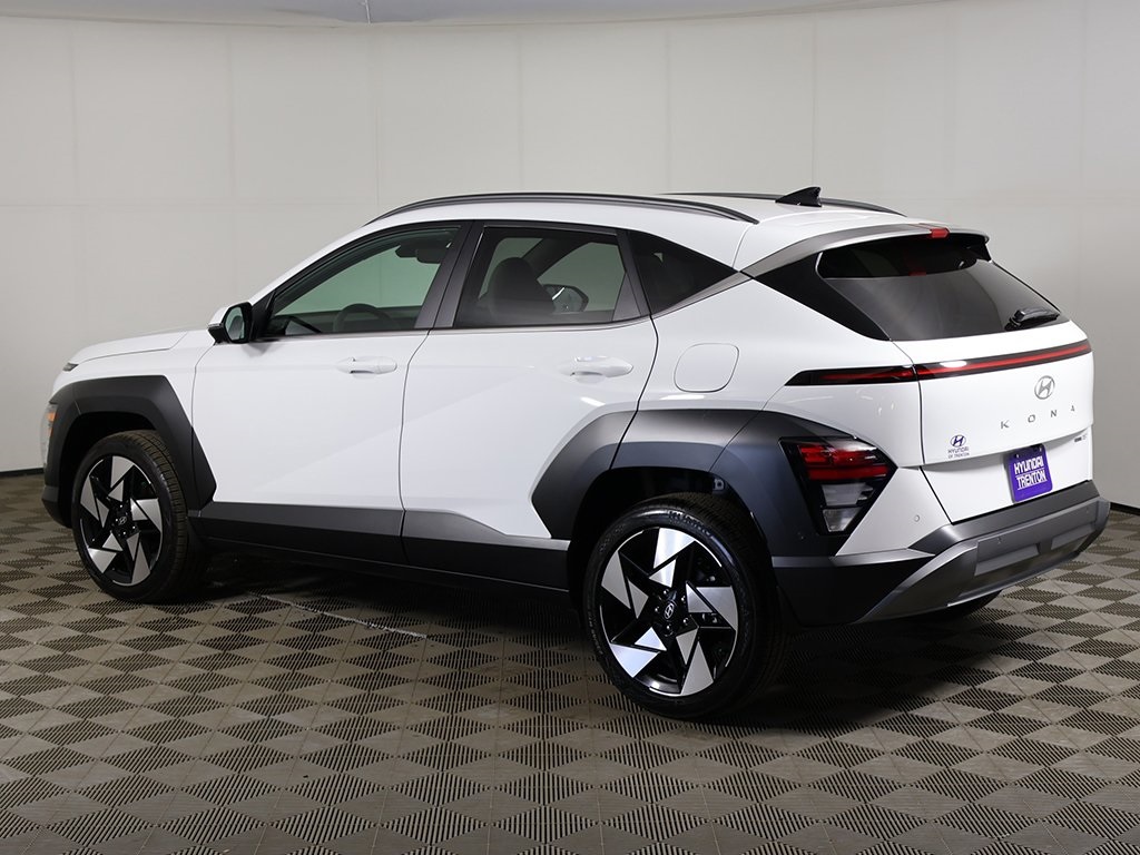 2024 Hyundai Kona Limited photo 7