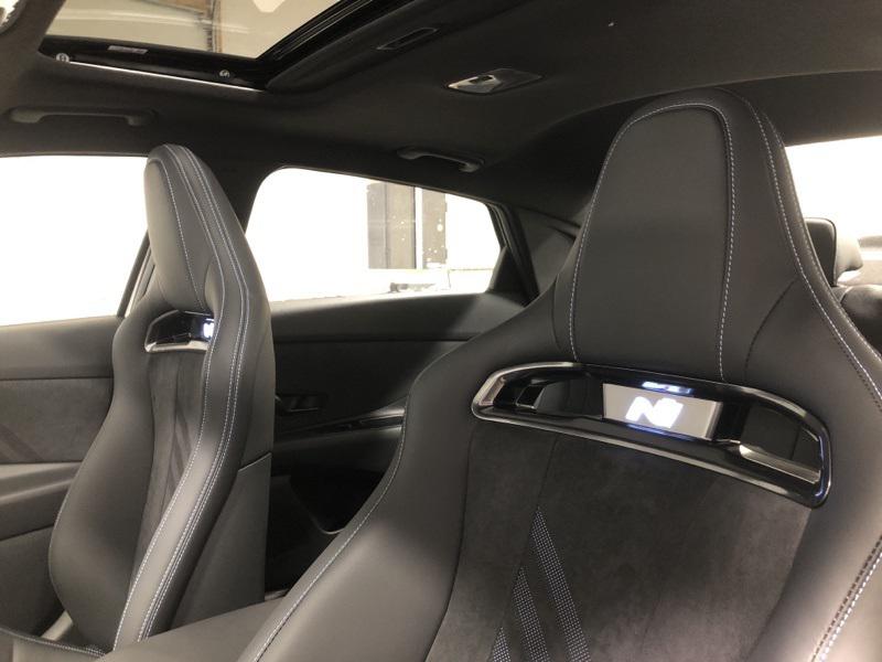 2025 Hyundai Elantra N Base photo 19