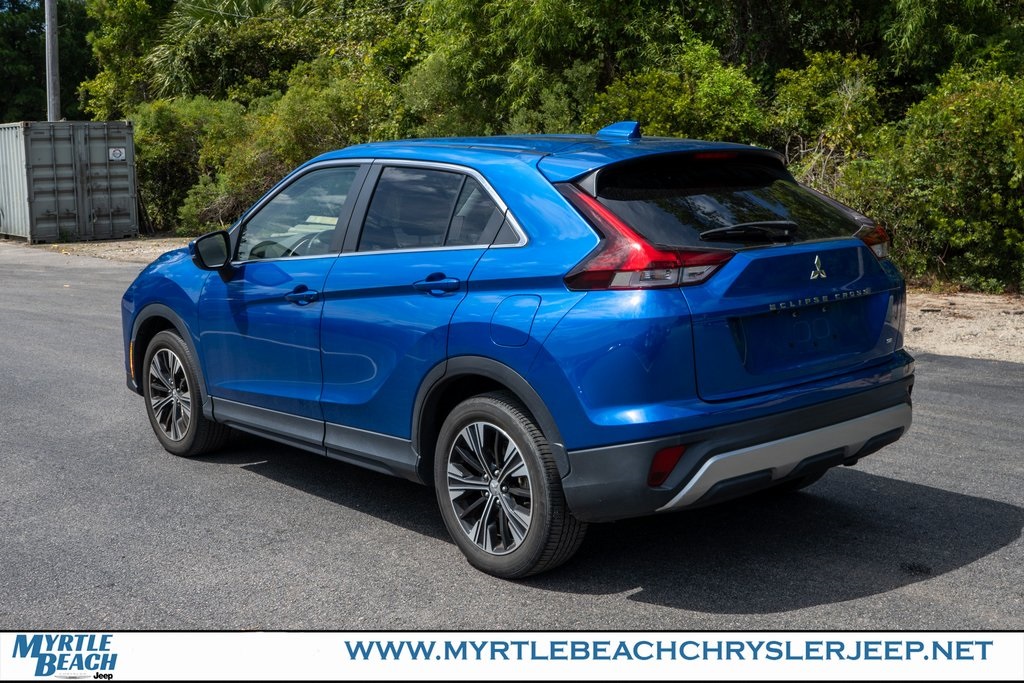 2022 Mitsubishi Eclipse Cross SE photo 4