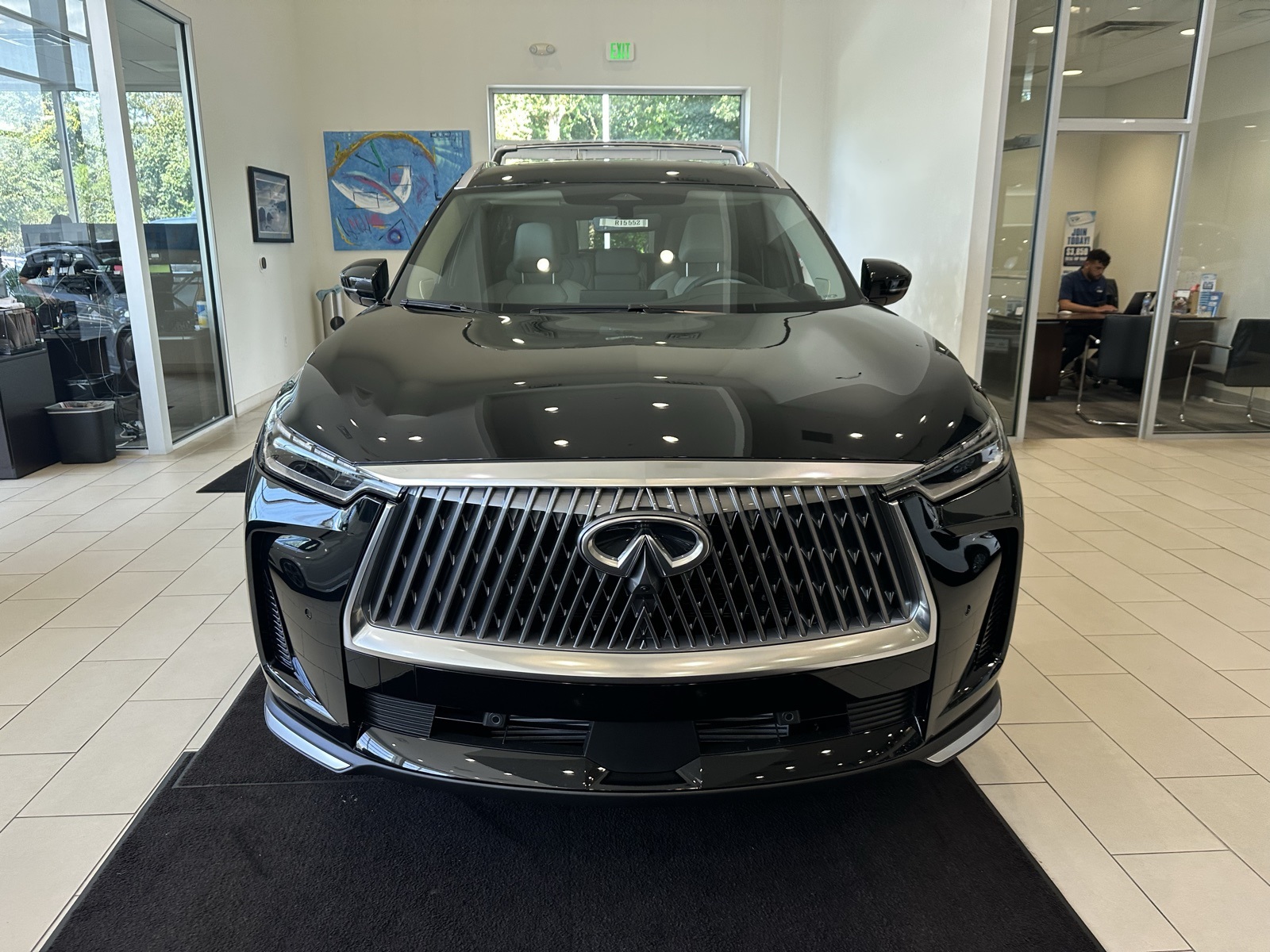 2026 Infiniti QX60 Luxe photo 2