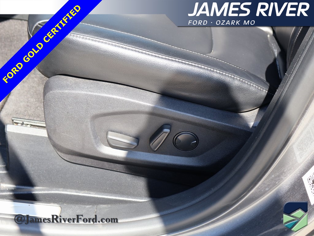 2024 Ford Edge Titanium photo 21