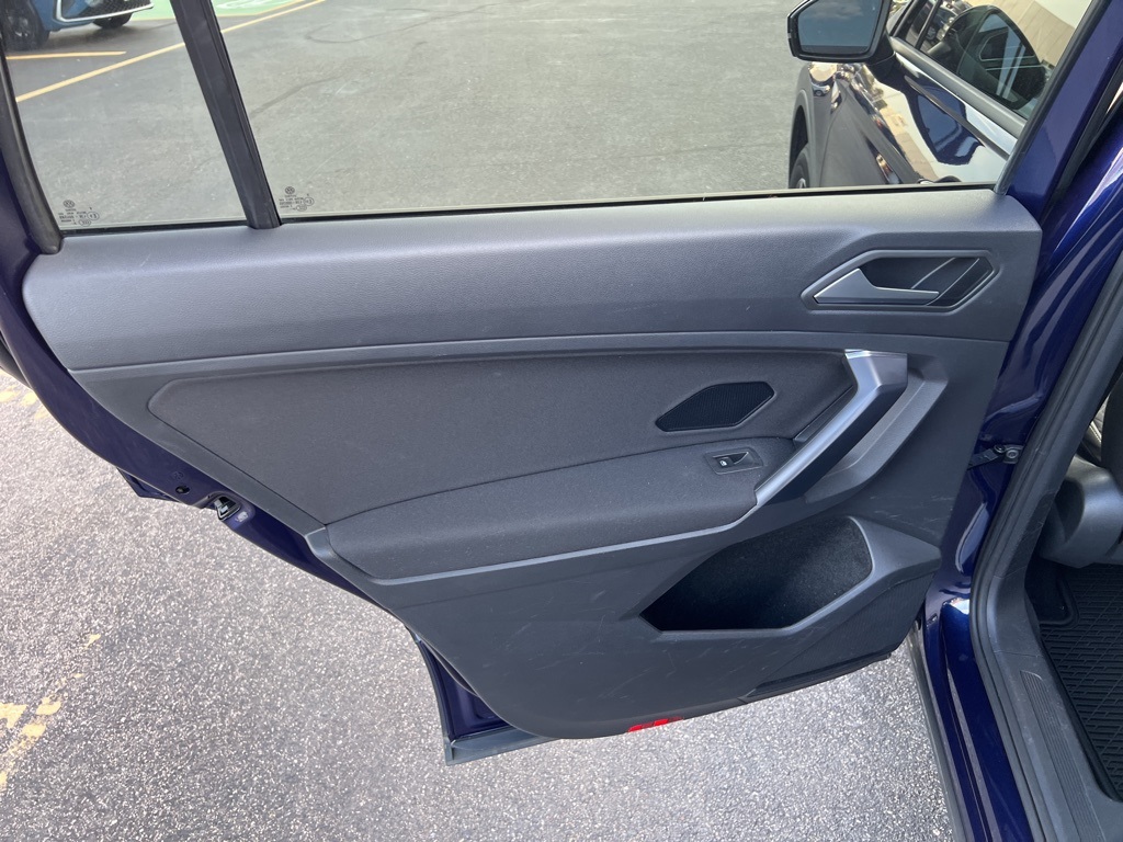 2021 Volkswagen Tiguan S photo 17