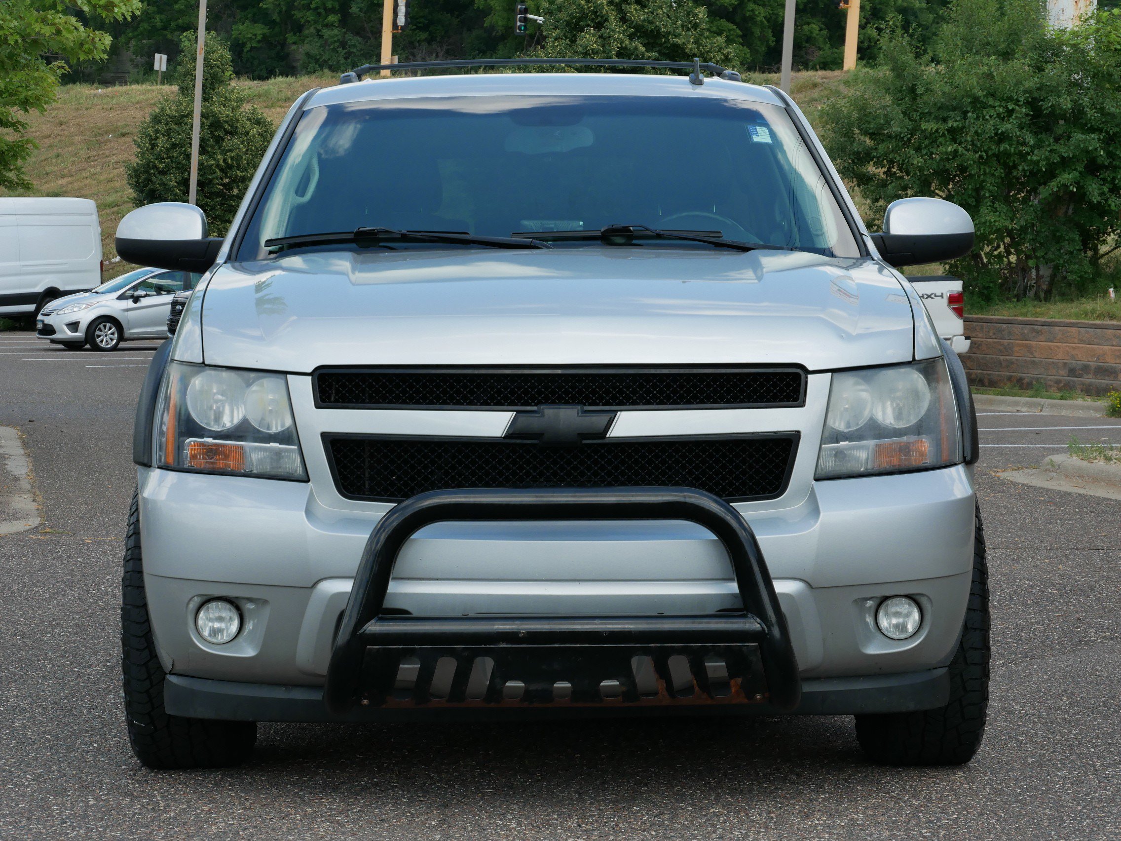Used 2010 Chevrolet Tahoe LT with VIN 1GNUKBE0XAR132087 for sale in Eden Prairie, Minnesota