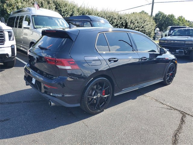 2024 Volkswagen Golf GTI 380 SE photo 2