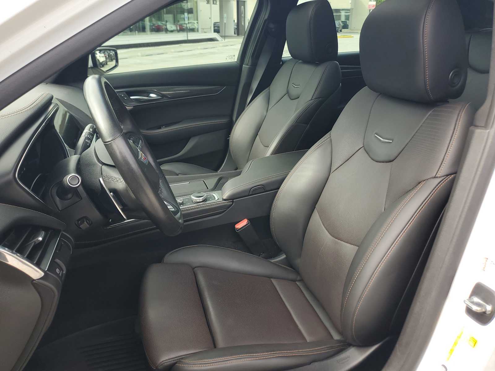 2022 Cadillac CT5 V photo 14