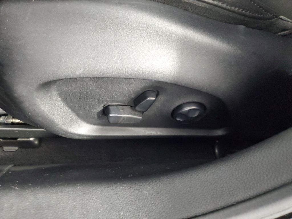 2018 Jeep Compass Latitude photo 29