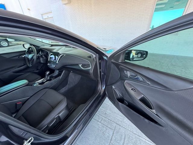 2023 Chevrolet Malibu 1LT photo 12