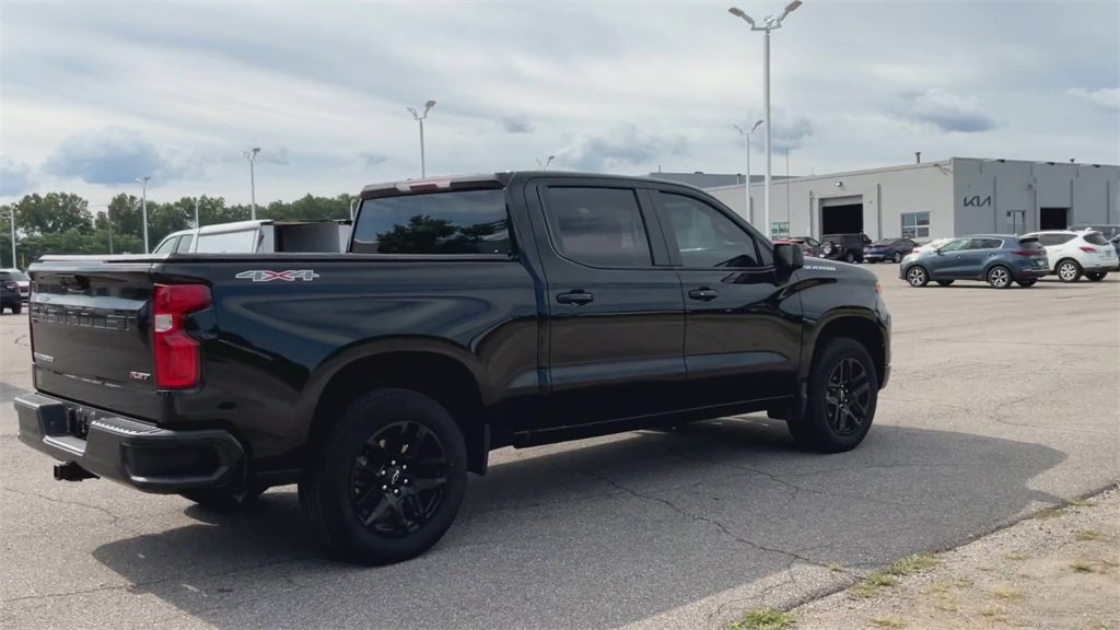 2022 Chevrolet Silverado 1500 RST photo 7