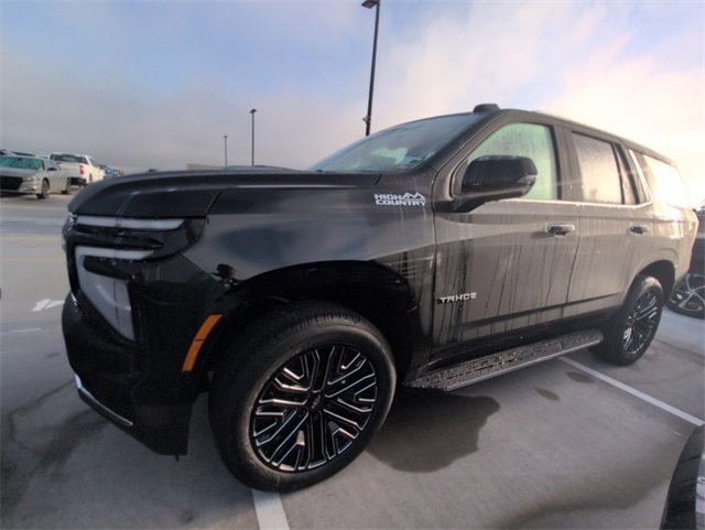 2025 Chevrolet Tahoe High Country photo 2