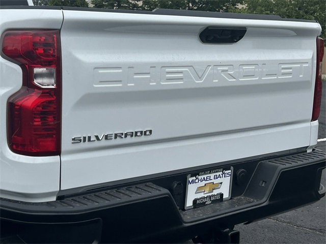 2026 Chevrolet Silverado 1500 photo 4