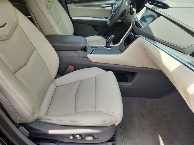 2017 Cadillac XT5 Luxury photo 26