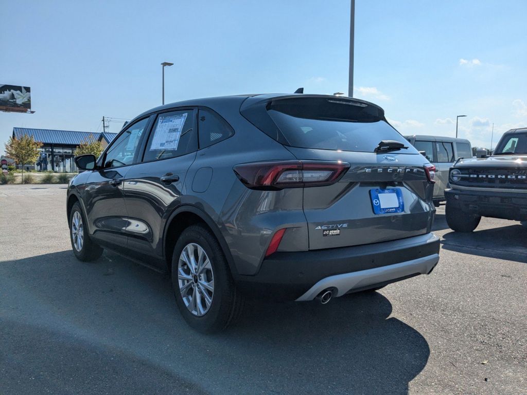 2025 Ford Escape Active photo 6