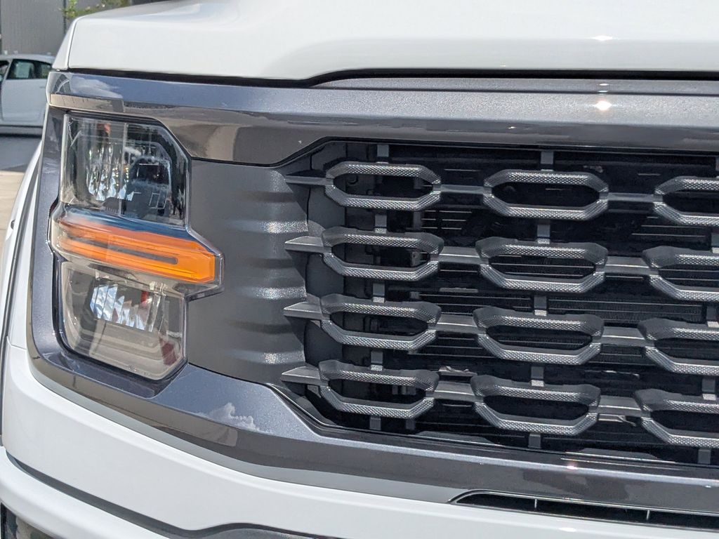 2025 Ford F-150 STX photo 9