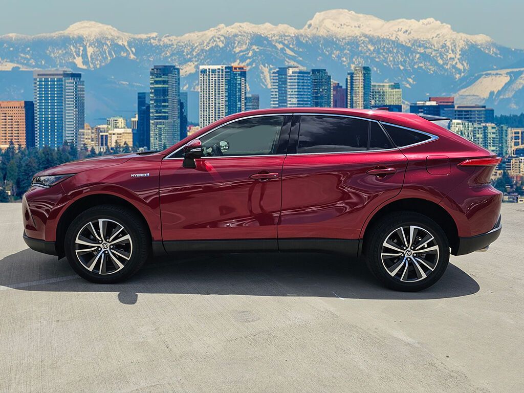 2021 Toyota Venza LE photo 3